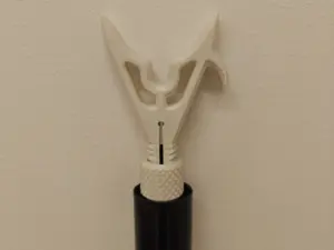 Koukkukärki onkeen (3D)